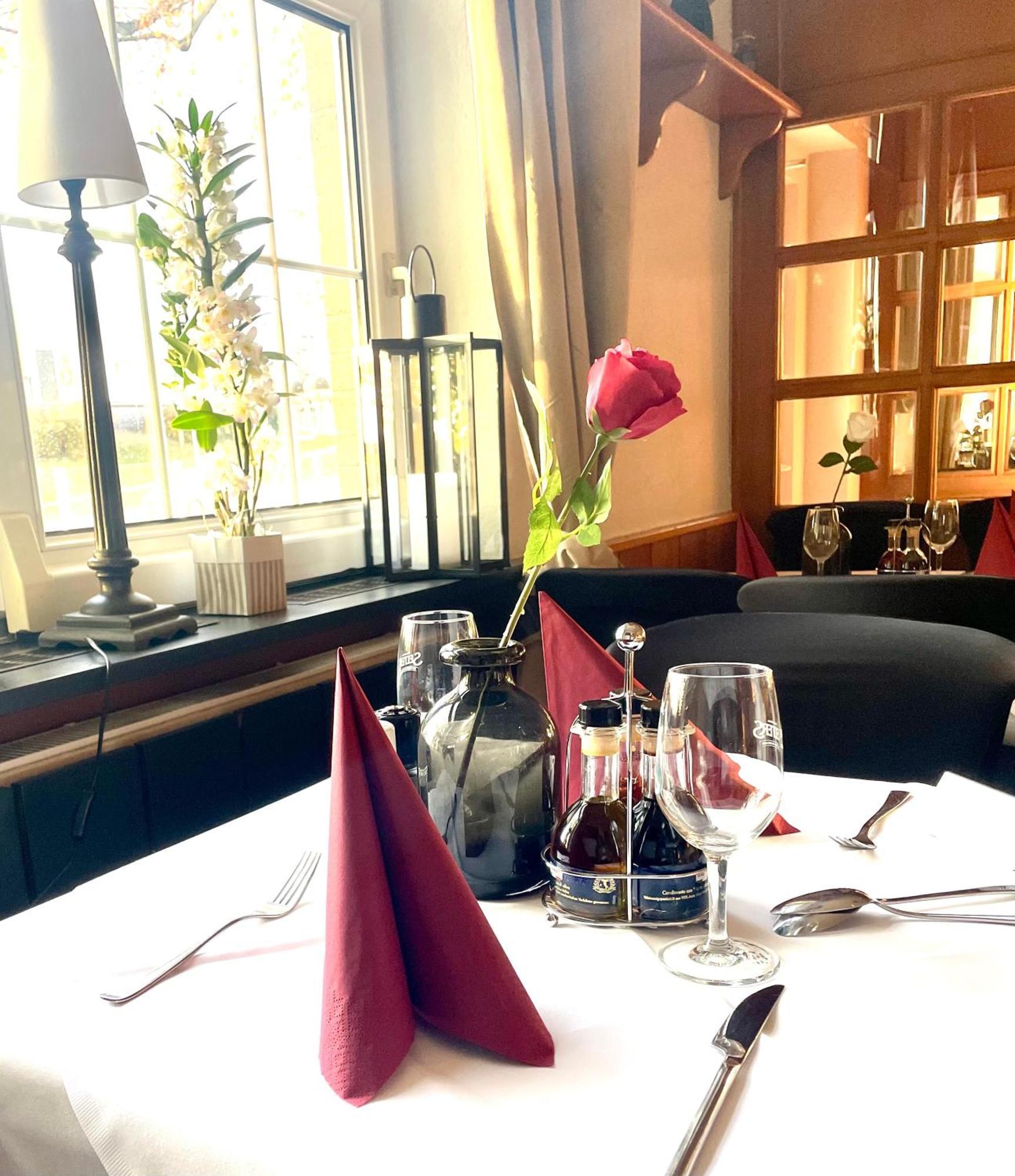 Hotel Und Restaurant Gartenstadt Ерфурт Екстериор снимка