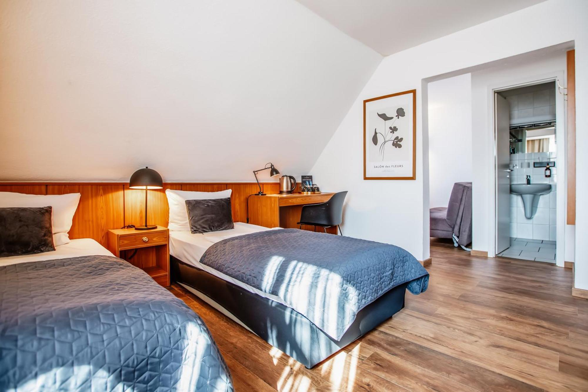 Hotel Und Restaurant Gartenstadt Ерфурт Екстериор снимка